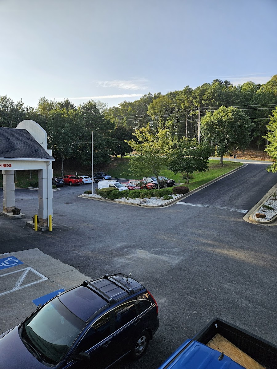 Days Inn by Wyndham Marietta White Water