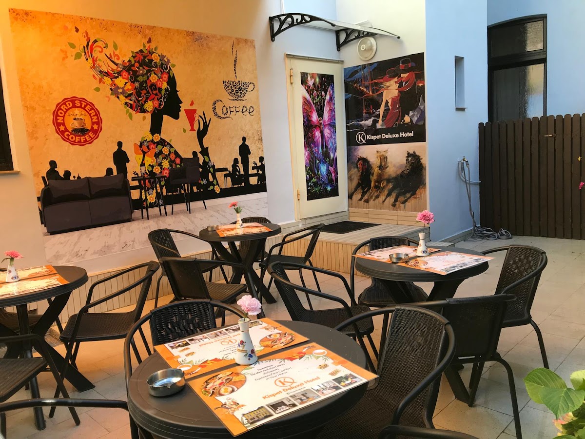 KISPET DELUXE HOTEL