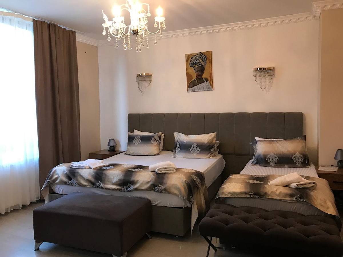 KISPET DELUXE HOTEL