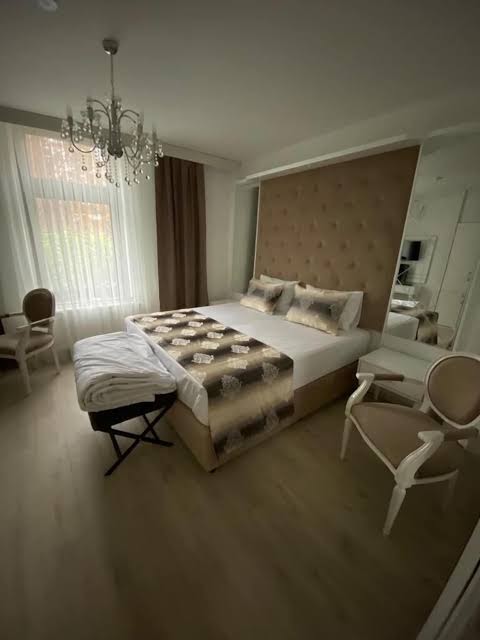 KISPET DELUXE HOTEL